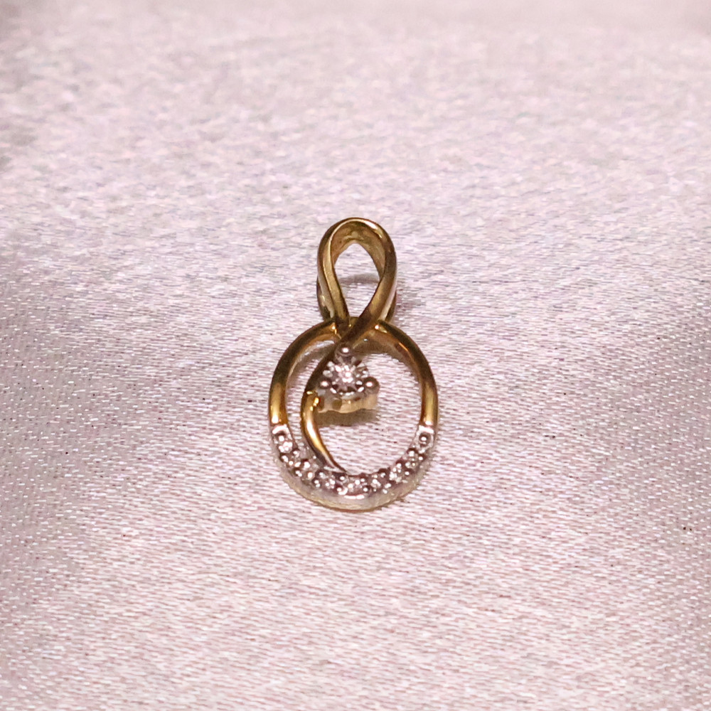 DIAMOND PENDANT